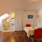 Olympia Hotel 3*