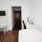 Hotel Olympia München